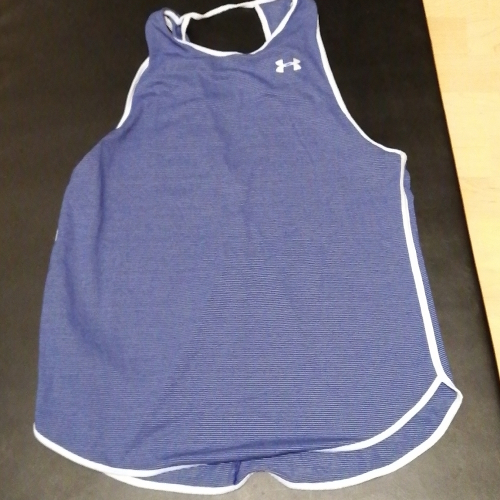 Under Armour tank tops